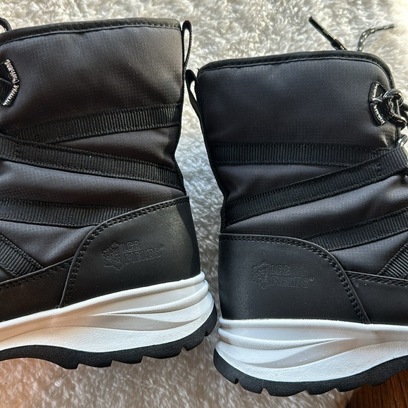 As new. Ice field boots - Picture 3 of 6